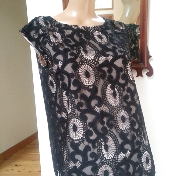 LOFT Tops - 🏷SALE Ann Taylor Loft. Small Crocheted lace. CLOSING OUT CLOTHING Final Price!